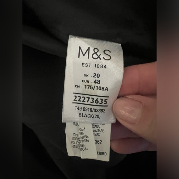 Marks & Spenser - elegant and classy black evening coat - Picture 10 of 11